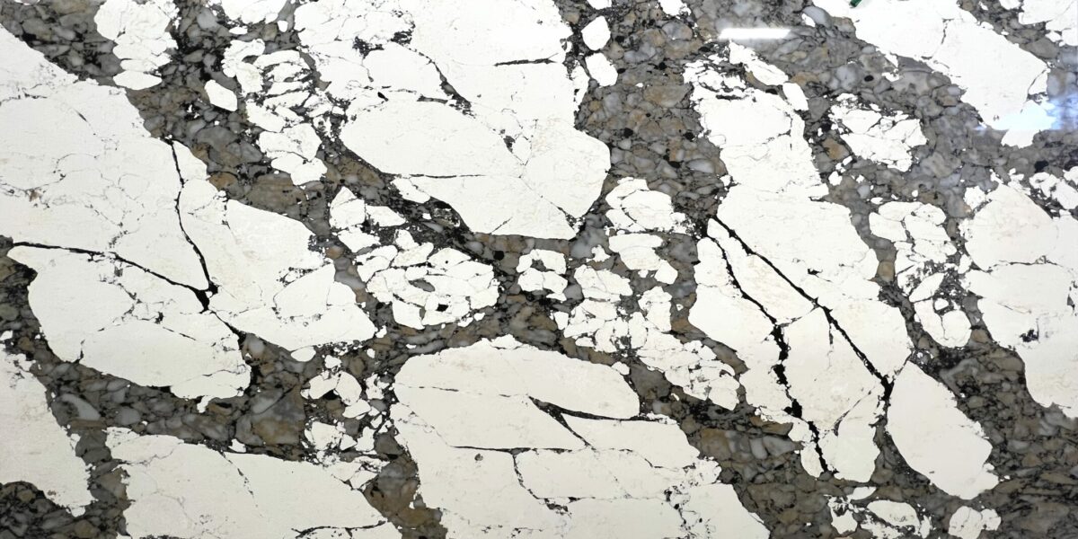 Pandora White Quartz material sample